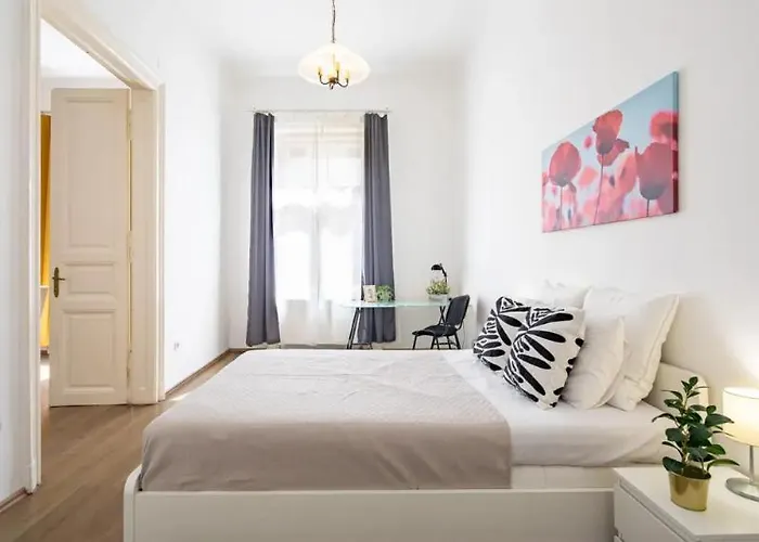 דירה Cityscape Budget Zichy Loft
