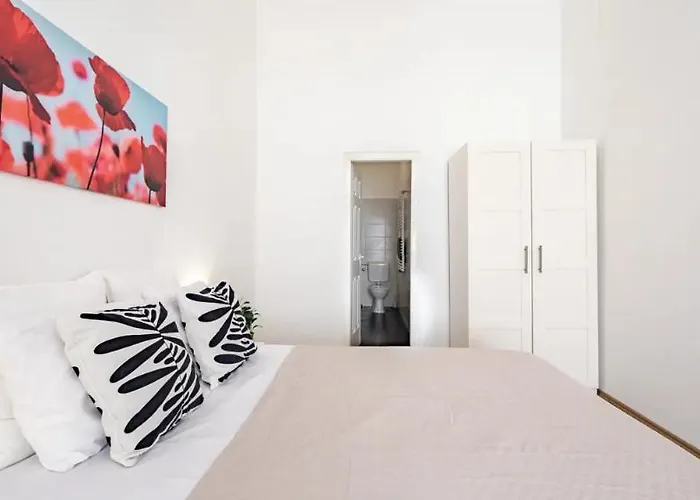 Cityscape Budget Zichy Loft דירה