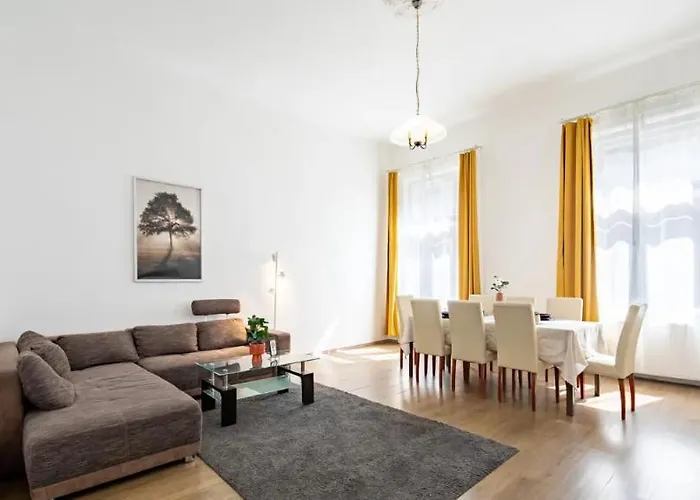 Апартаменты Cityscape Budget Zichy Loft Будапешт